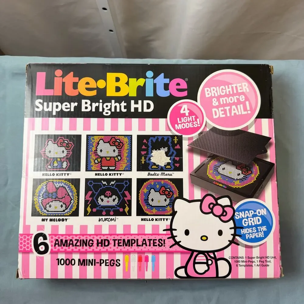 Lite-Brite Super Bright HD Hello Kitty Light Peg Art Kit Family Fun Gift